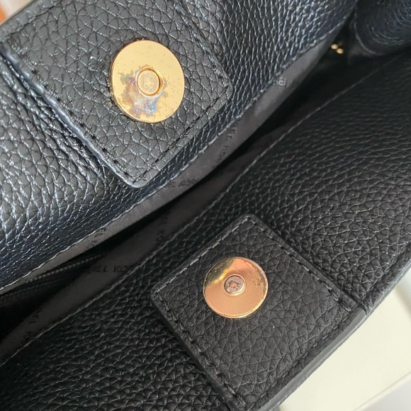 Michael Kors Drop Chain Strap Leather Shoulder Bag - Picture 6 of 16